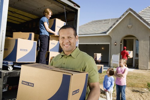 House move with careful loading for a Crewshill property